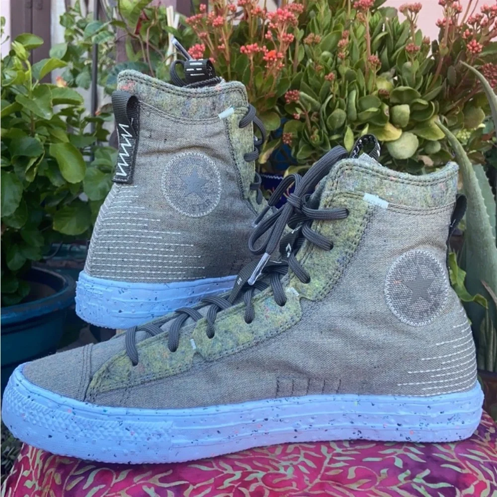 ♻️ New CTAS Converse Hi Top Canvas Sneakers ♻️ - Picture 16 of 16